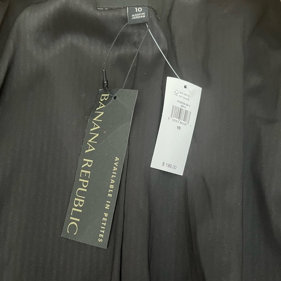 Banana Republic Blazer - Picture 3 of 3
